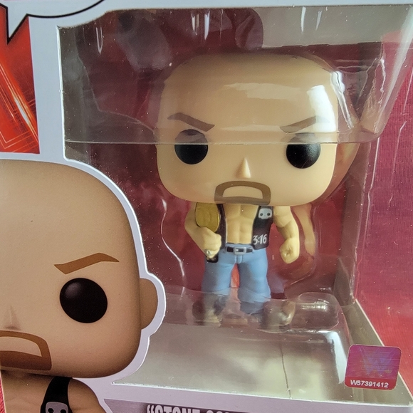 "Stone cold" Steve Austin funko # 84 (nib) With pop protector - Picture 3 of 7